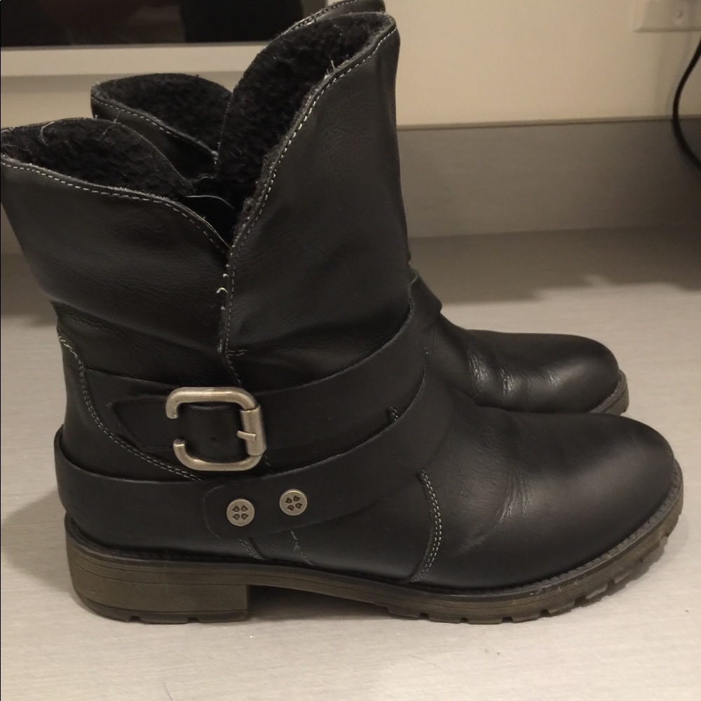 Black zip Naturalizer Boots